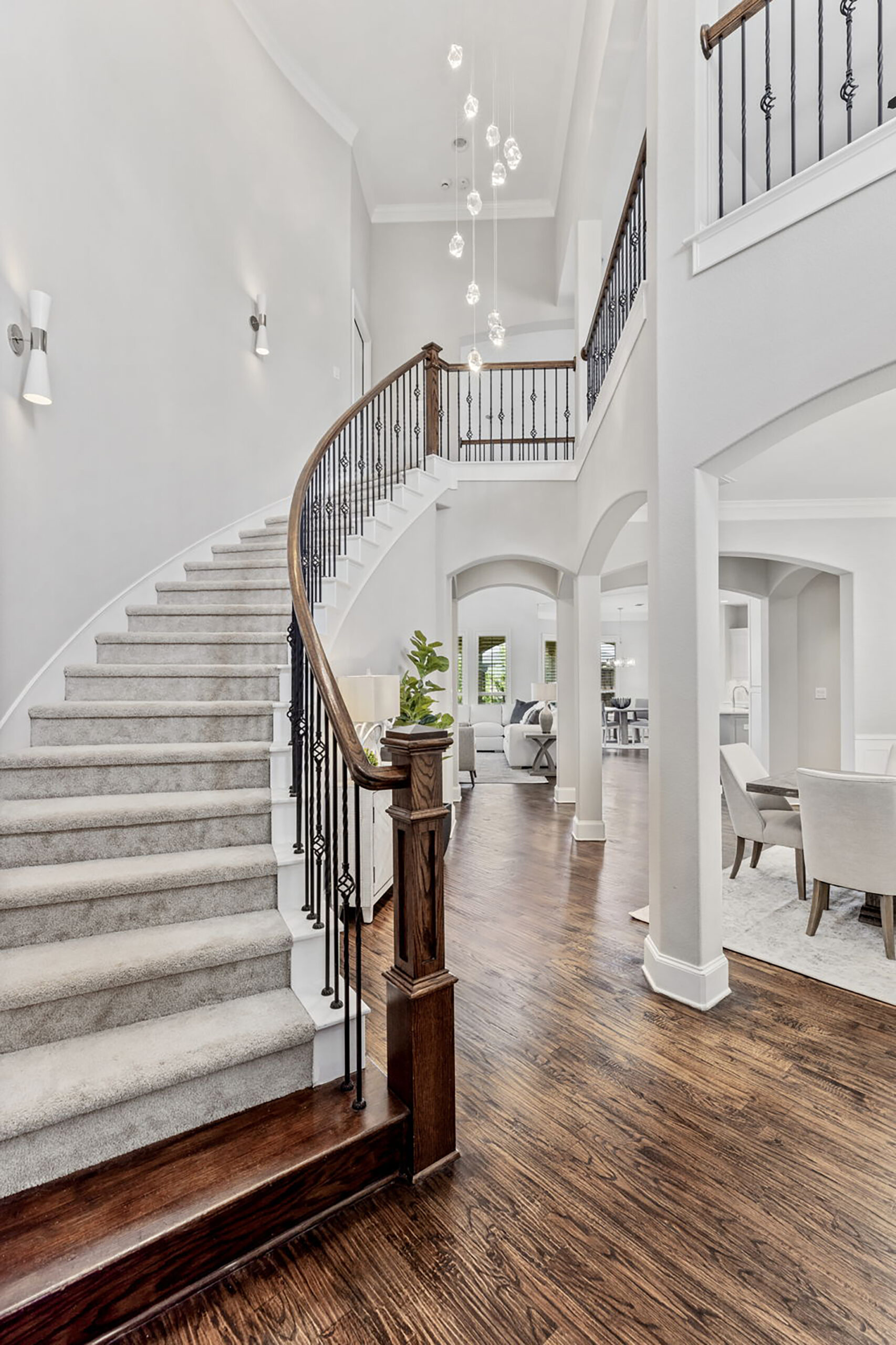 Foyer Interior Decorator Conroe